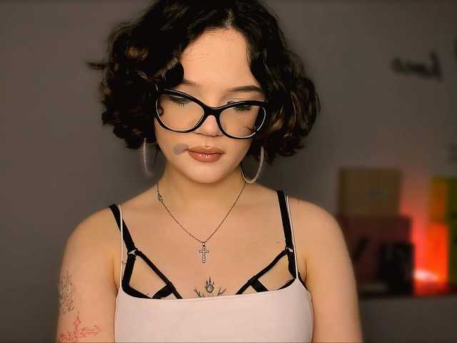 Broadcast screenshots bb-Lisa