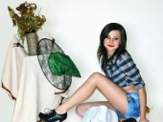 Erotic video chat bebymari