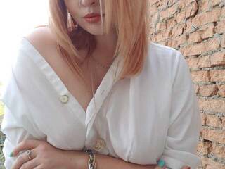 Erotic video chat Beginning