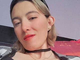 Erotic video chat BelinhaCoutinho