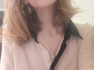 Erotic video chat Bella-555