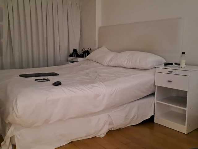 Broadcast screenshots Bella_Byers