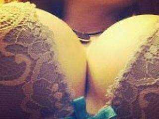 Erotic video chat bella333