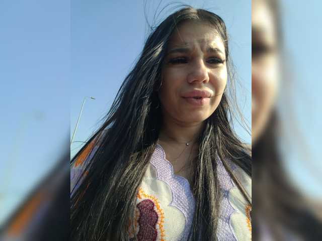 Broadcast screenshots BellaLike