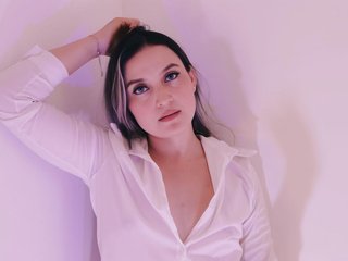 Erotic video chat Bellamiller04