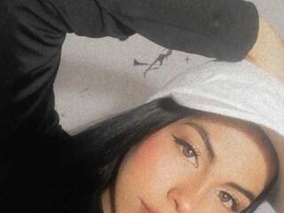 Erotic video chat bellarose06