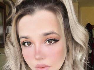 Erotic video chat Bellllkaaaa