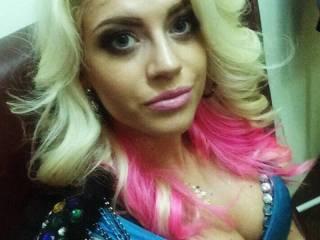 Erotic video chat bestblondee