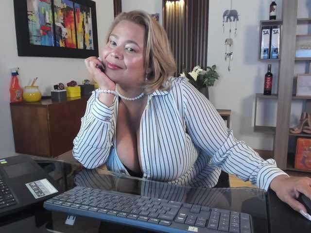 Check out my Tip Menu! 🎮 Thanks to all my tippers 💖