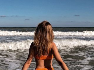 Erotic video chat KrIsTaLik13