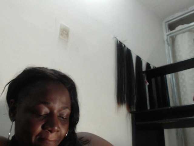 Broadcast screenshots BigBustyBlack