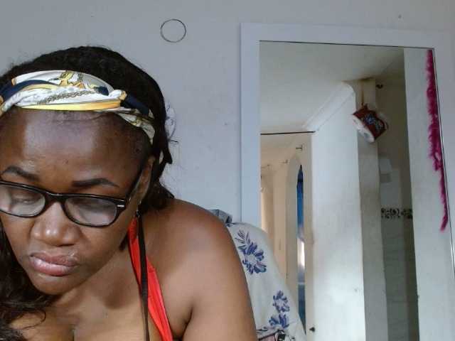 Broadcast screenshots BigBustyBlack