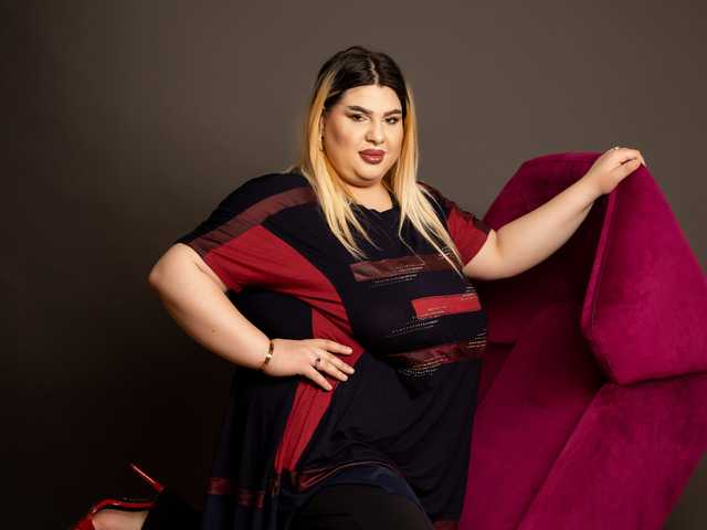 Photo of the profile BigHornyBoobs