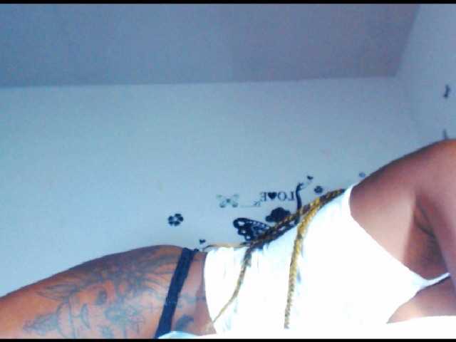 Broadcast screenshots BigNTastyClit