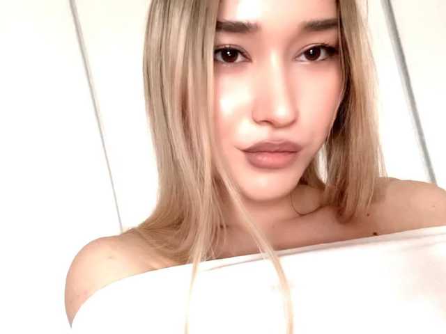 Photo of the profile Blond-Whine