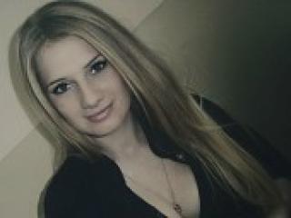 Erotic video chat blonda22
