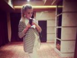 Erotic video chat blondaaas