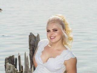 Erotic video chat BlondaHot7