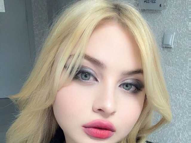 Photo of the profile BlondeBond