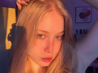 Erotic video chat blondieangelme