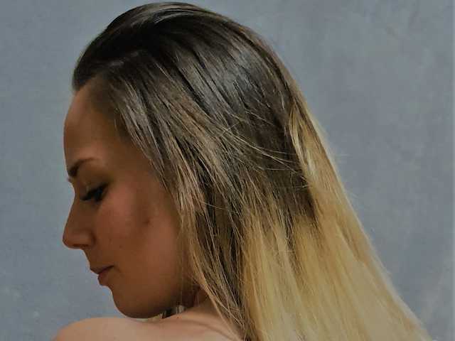 Profile photo blondyamadea