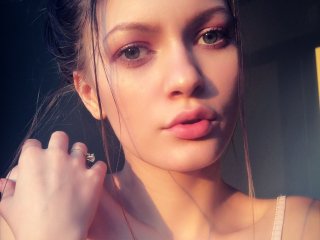 Erotic video chat Blossom69