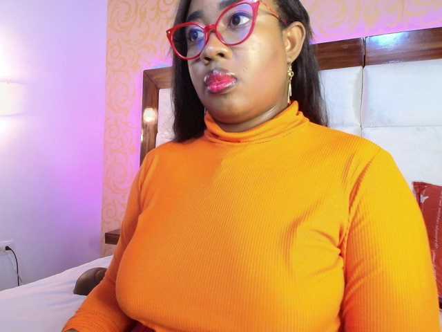 Broadcast screenshots CaseyMoons