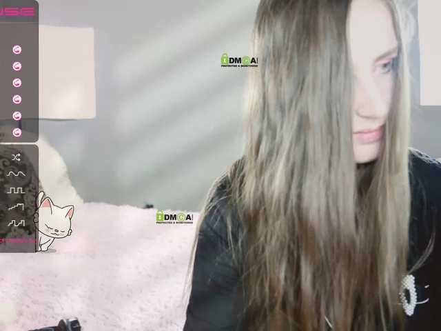 Broadcast screenshots Devika