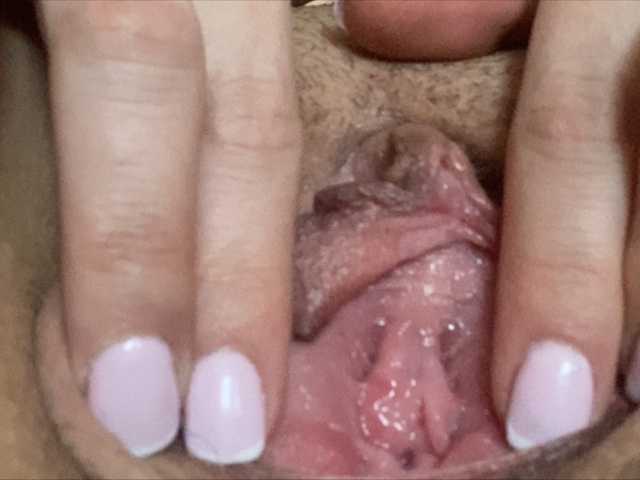 Broadcast screenshots Felitza