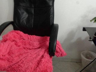 Erotic video chat Keyla-Ruiz