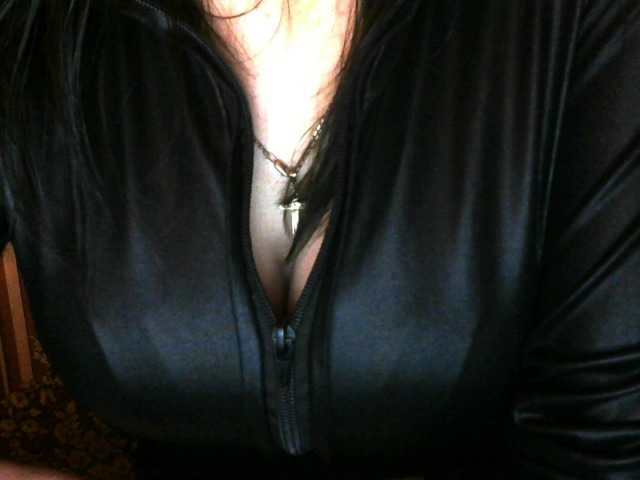 Broadcast screenshots t_w_i_n_k_l_e