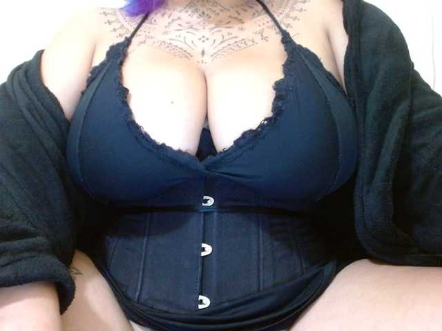 Broadcast screenshots Lilithfire