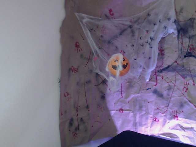 Broadcast screenshots lua-ferch