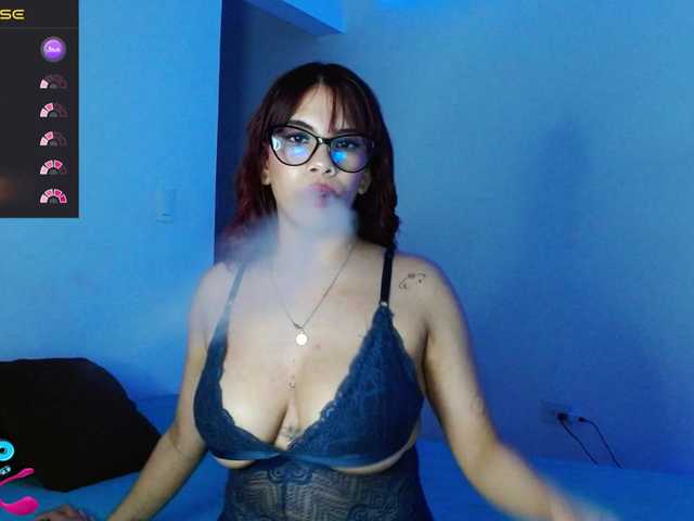 Broadcast screenshots mishellcollins