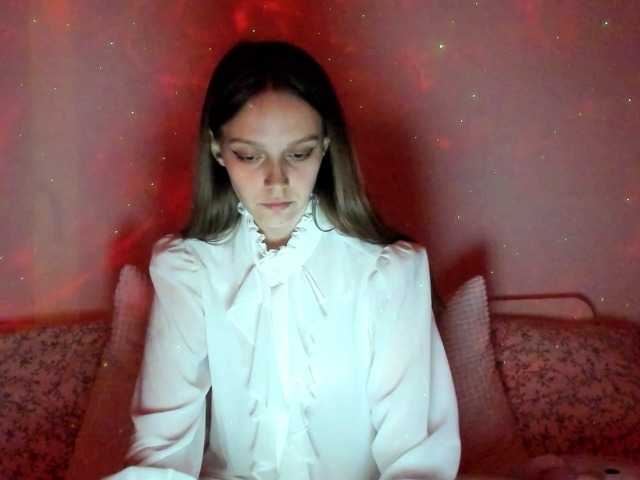 Broadcast screenshots nothellokitty