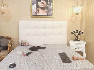 Erotic video chat OrianaSmith