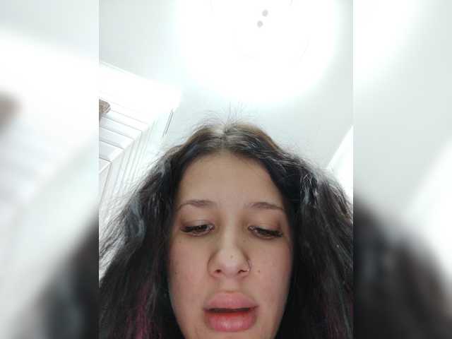 Broadcast screenshots SofaWeber