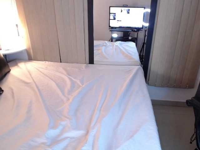 Broadcast screenshots SofiaWallace