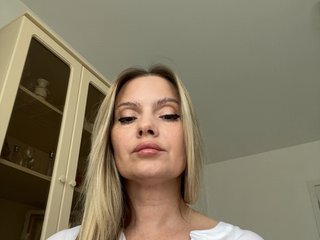 Erotic video chat _SKYY_____