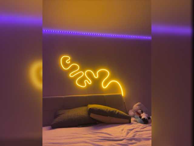 Broadcast screenshots BoredGirl