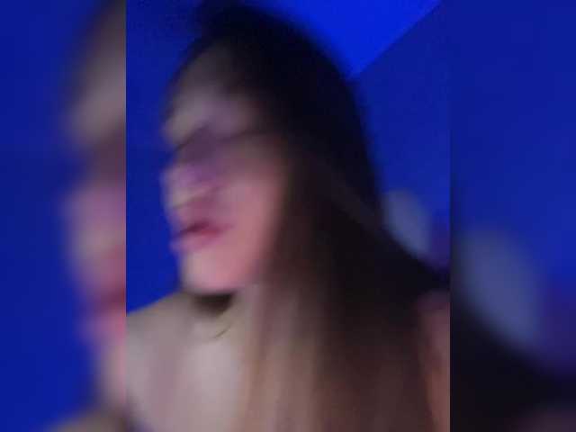 Broadcast screenshots BoredGirl