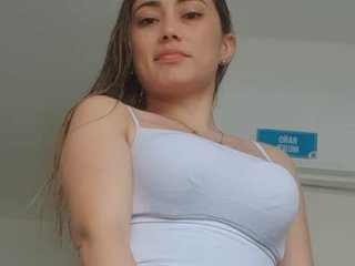 Erotic video chat Briitany23