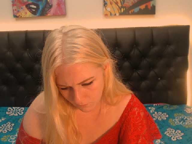 Broadcast screenshots brithany-coll