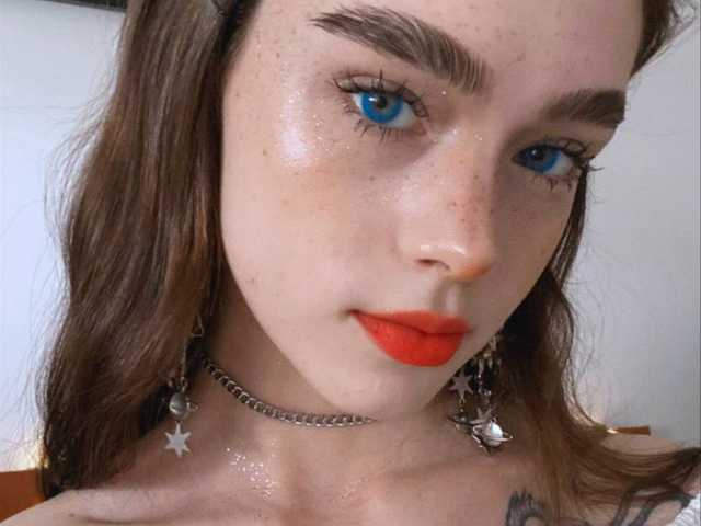 Photo of the profile BrokenDoll666