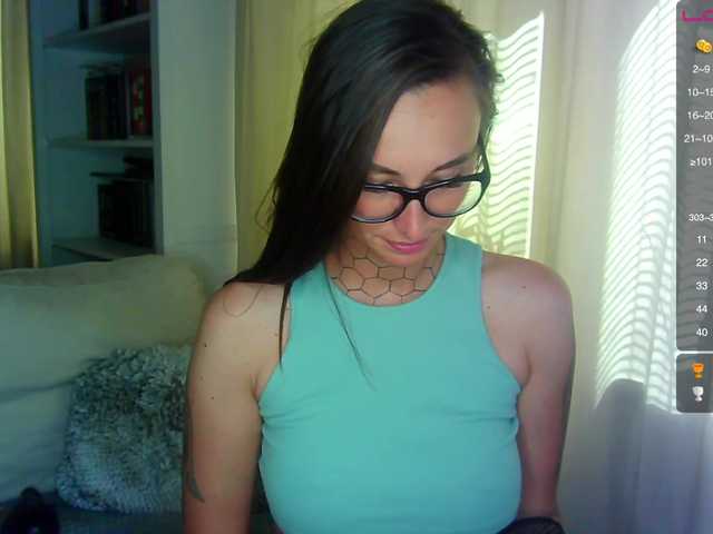 Broadcast screenshots tattooedKika