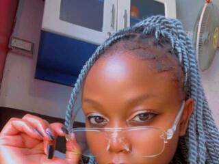 Erotic video chat Bubbly-petite