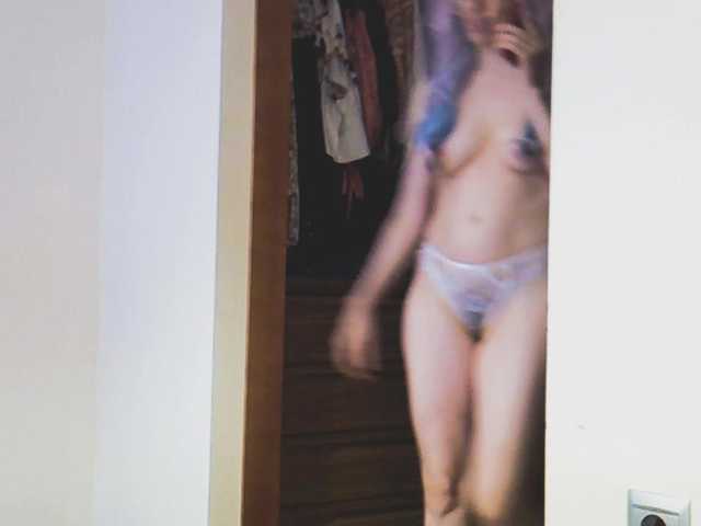 Broadcast screenshots bunnycaress