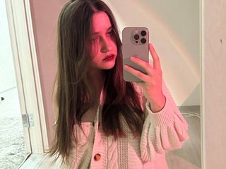 Erotic video chat BushiHugs