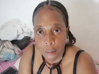 Erotic video chat Bustylove27