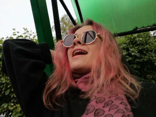 Broadcast screenshots Caliari